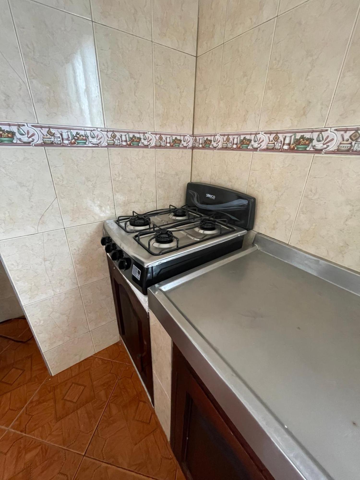 Hostel La Hormiga บาริชารา ภายนอก รูปภาพ