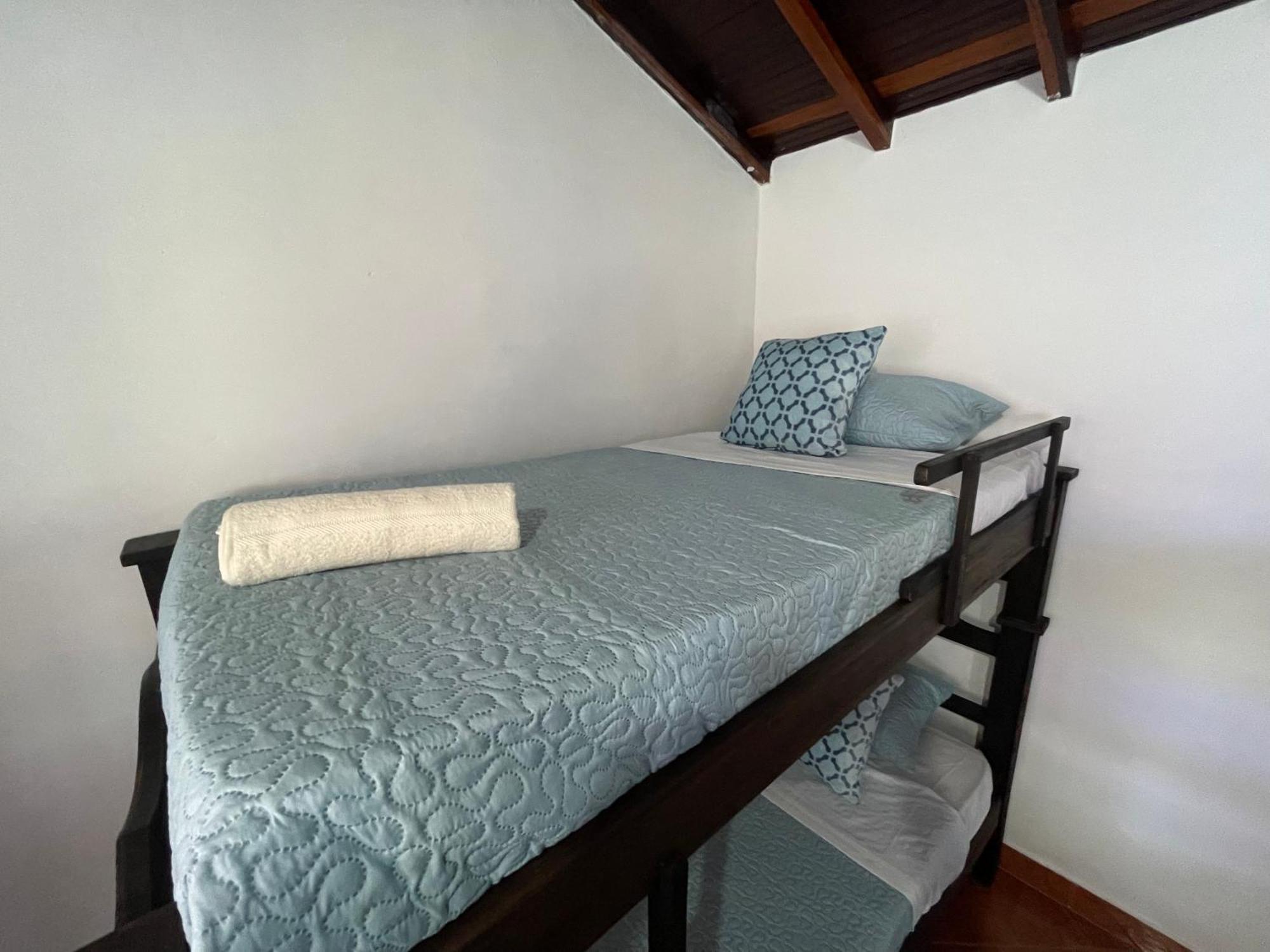 Hostel La Hormiga บาริชารา ภายนอก รูปภาพ